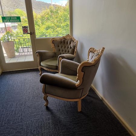 Myrtleford Hotel ภายนอก รูปภาพ