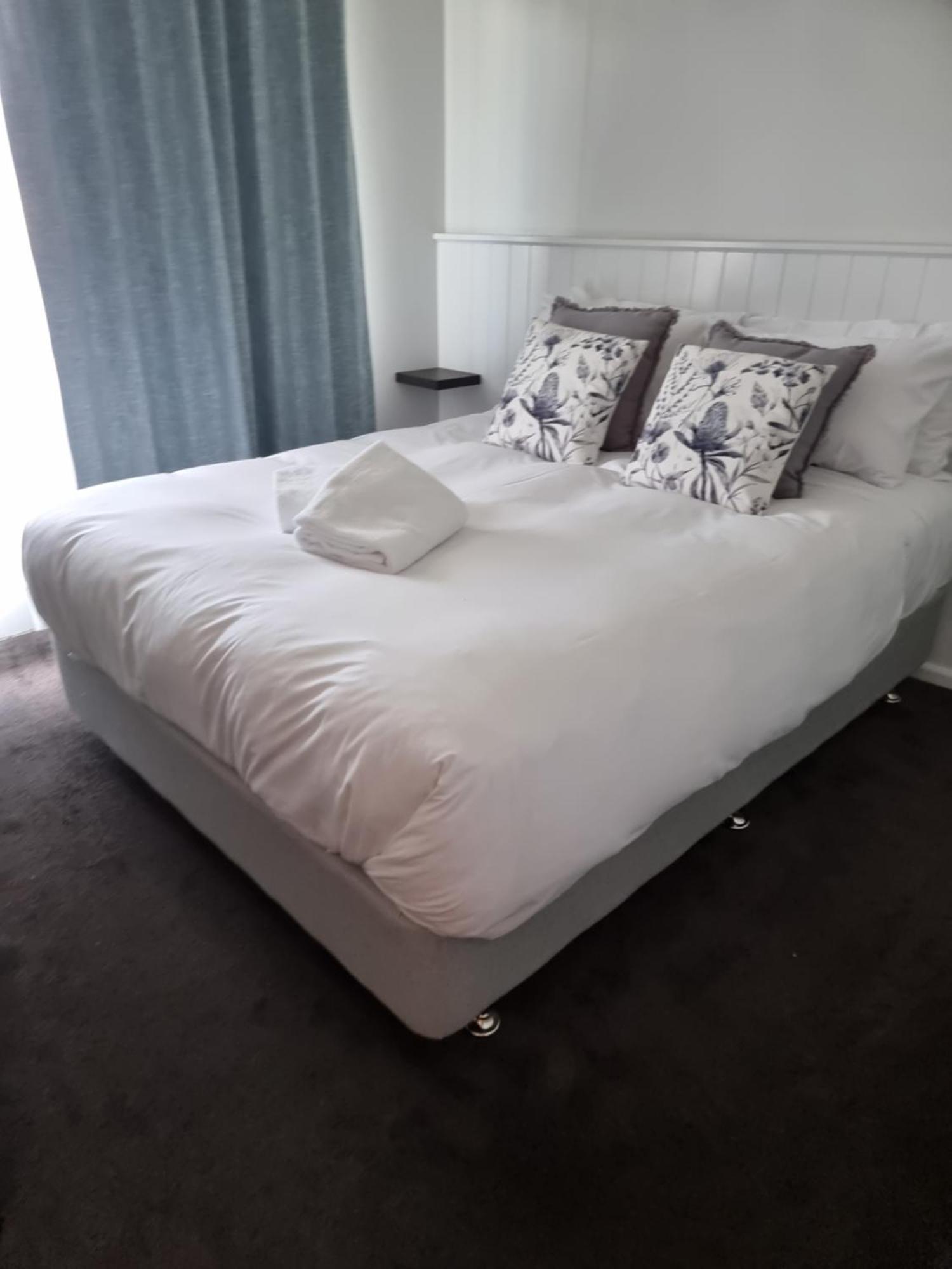 Myrtleford Hotel ภายนอก รูปภาพ